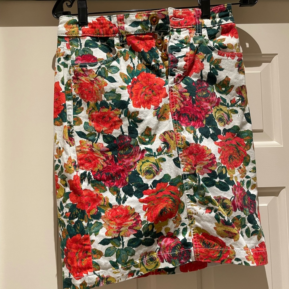 Maeve by Anthropologie floral denim skirt